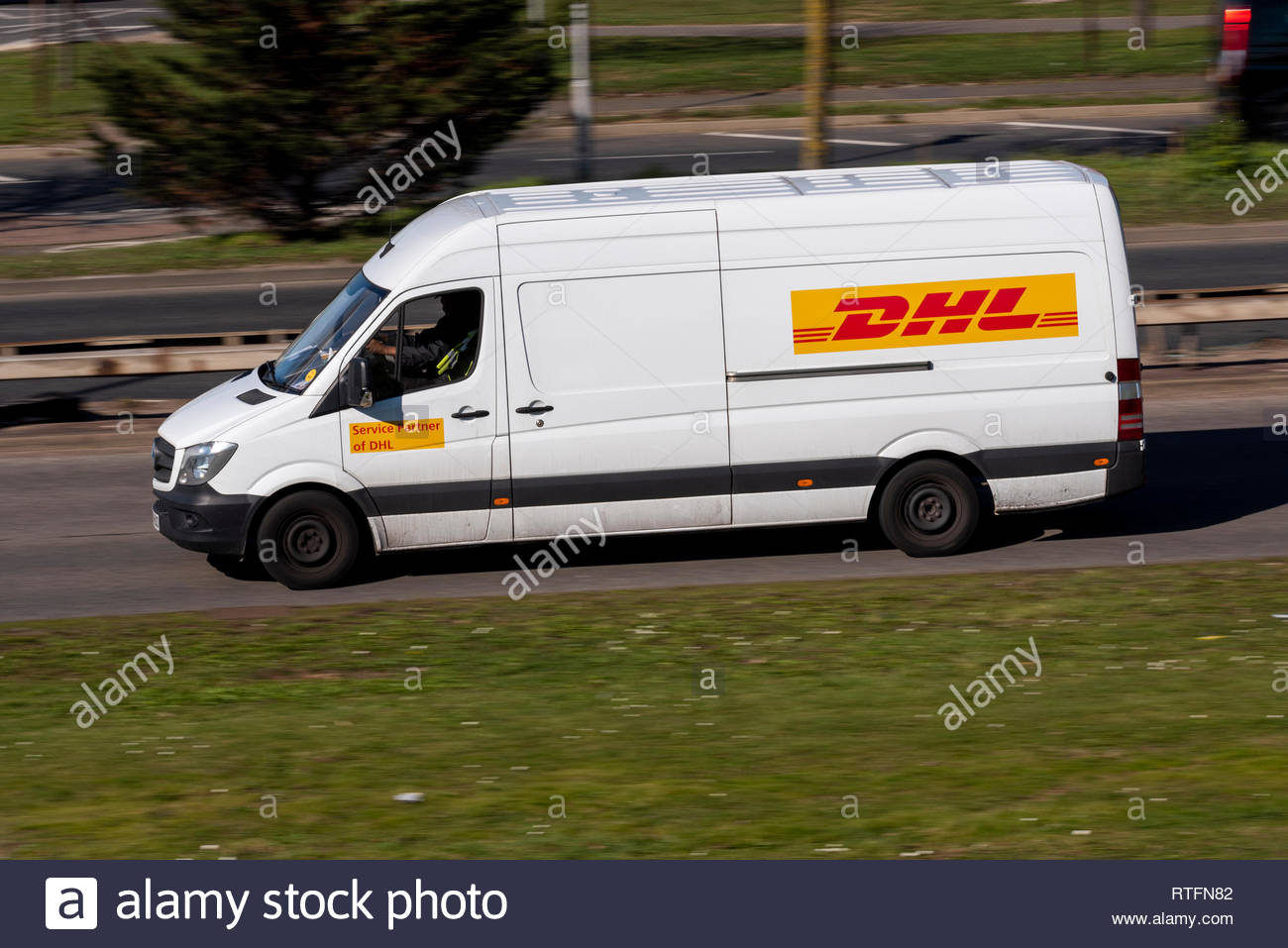 Featured image of post Dhl Truck White